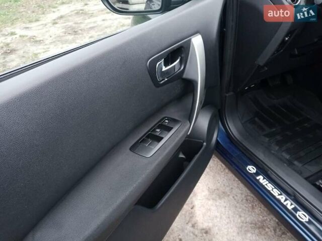 Синий Ниссан Кашкай 2, объемом двигателя 2 л и пробегом 195 тыс. км за 9300 $, фото 5 на Automoto.ua