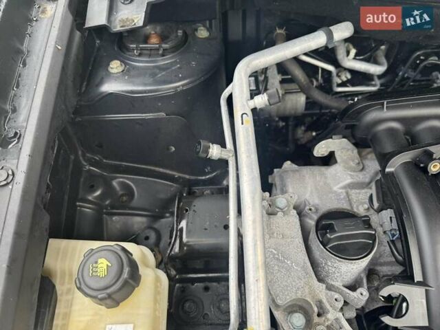 Синий Ниссан Кашкай 2, объемом двигателя 1.6 л и пробегом 252 тыс. км за 8100 $, фото 25 на Automoto.ua