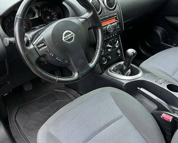 Синий Ниссан Кашкай 2, объемом двигателя 1.6 л и пробегом 280 тыс. км за 7700 $, фото 22 на Automoto.ua