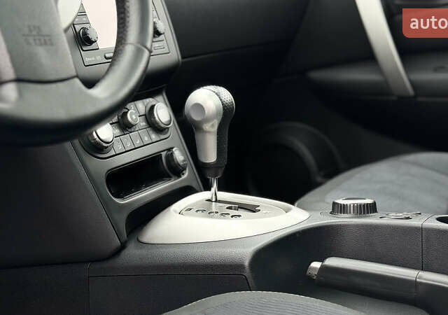 Ниссан Кашкай 2 2010 в Ровно на Automoto.ua Синий Ниссан Кашкай 2, объемом двигателя 2 л и пробегом 228 тыс. км за 10499 $, фото 46 на Automoto.ua