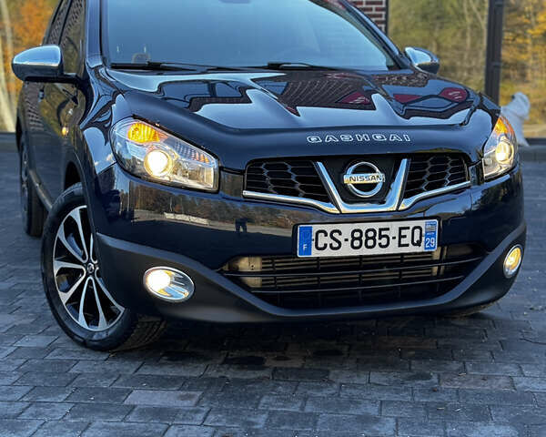 Синий Ниссан Кашкай 2, объемом двигателя 2 л и пробегом 215 тыс. км за 12650 $, фото 32 на Automoto.ua