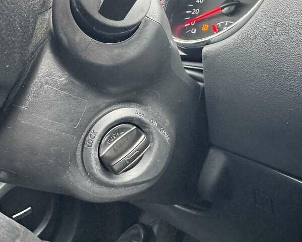 Синий Ниссан Кашкай 2, объемом двигателя 2 л и пробегом 144 тыс. км за 10950 $, фото 54 на Automoto.ua