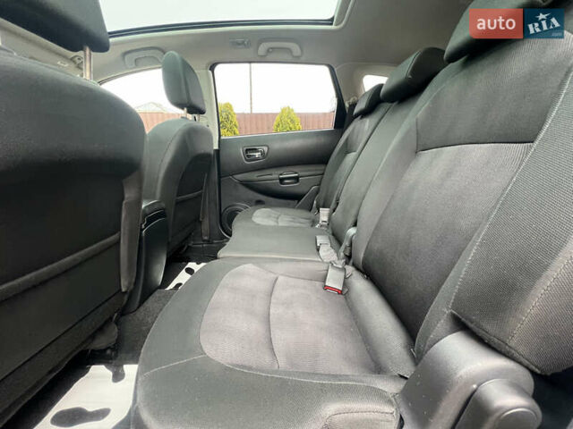 Синий Ниссан Кашкай 2, объемом двигателя 2 л и пробегом 228 тыс. км за 13199 $, фото 83 на Automoto.ua