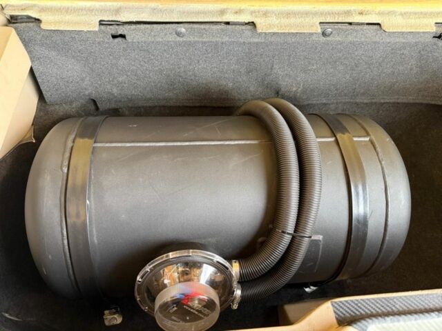 Черный Ниссан Квест, объемом двигателя 3.5 л и пробегом 266 тыс. км за 12000 $, фото 9 на Automoto.ua