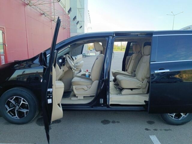 Черный Ниссан Квест, объемом двигателя 3.5 л и пробегом 266 тыс. км за 12000 $, фото 2 на Automoto.ua