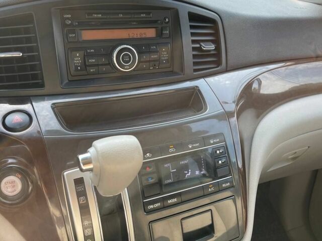 Серый Ниссан Квест, объемом двигателя 3.5 л и пробегом 140 тыс. км за 10999 $, фото 14 на Automoto.ua