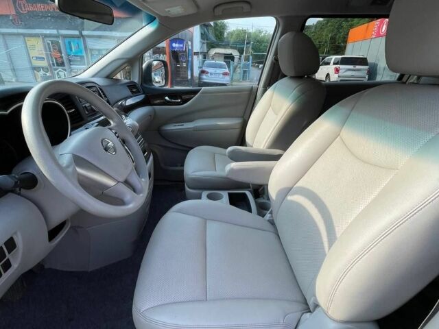 Серый Ниссан Квест, объемом двигателя 3.5 л и пробегом 140 тыс. км за 10999 $, фото 10 на Automoto.ua