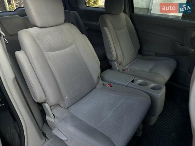 Сірий Ніссан Квест, об'ємом двигуна 3.5 л та пробігом 137 тис. км за 12450 $, фото 31 на Automoto.ua