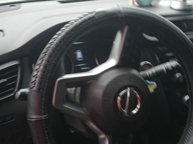 Білий Ніссан Rogue, об'ємом двигуна 2.5 л та пробігом 115 тис. км за 15255 $, фото 13 на Automoto.ua