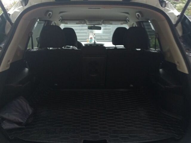 Білий Ніссан Rogue, об'ємом двигуна 2.5 л та пробігом 115 тис. км за 15255 $, фото 10 на Automoto.ua