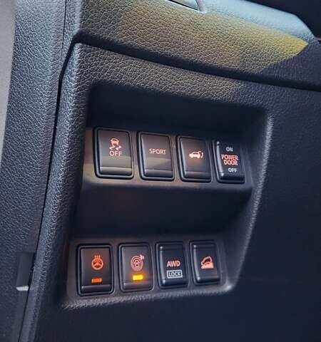 Білий Ніссан Rogue, об'ємом двигуна 2.5 л та пробігом 177 тис. км за 14999 $, фото 34 на Automoto.ua