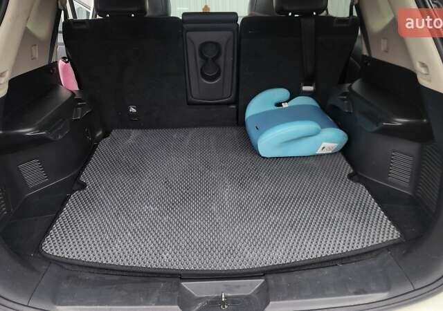 Білий Ніссан Rogue, об'ємом двигуна 2.5 л та пробігом 177 тис. км за 14999 $, фото 30 на Automoto.ua