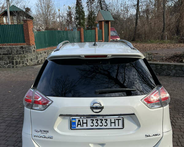 Белый Ниссан Rogue, объемом двигателя 2.49 л и пробегом 115 тыс. км за 13000 $, фото 9 на Automoto.ua