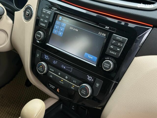 Ниссан Rogue 2014 в Одессе на Automoto.ua Белый Ниссан Rogue, объемом двигателя 2.5 л и пробегом 181 тыс. км за 11980 $, фото 27 на Automoto.ua