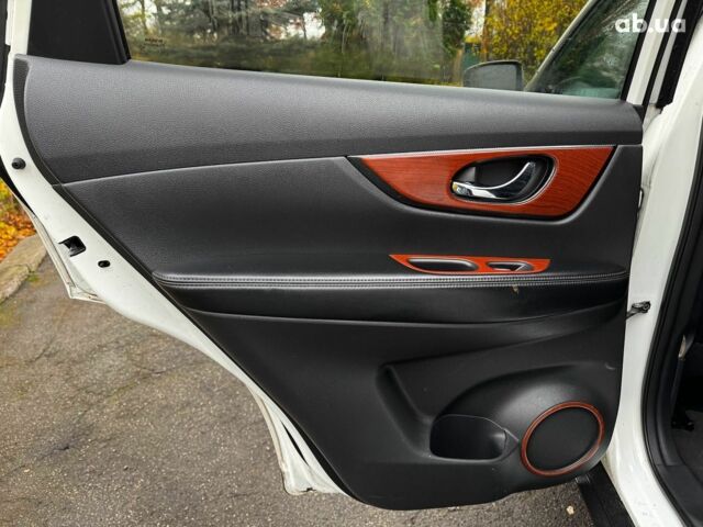 Белый Ниссан Rogue, объемом двигателя 2.5 л и пробегом 119 тыс. км за 13490 $, фото 27 на Automoto.ua