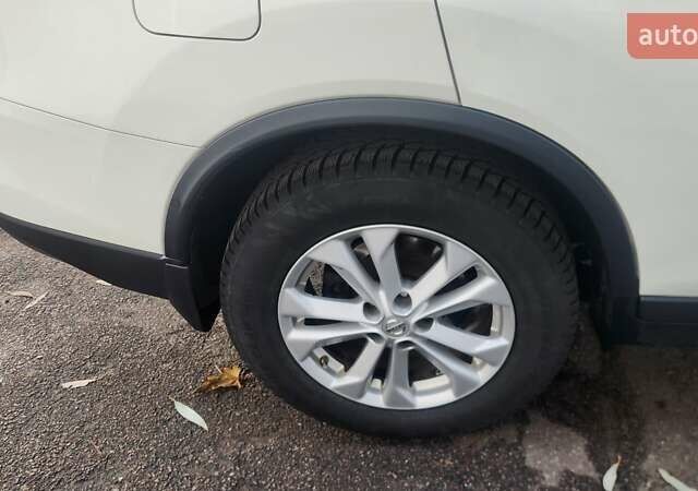 Білий Ніссан Rogue, об'ємом двигуна 2.5 л та пробігом 177 тис. км за 14999 $, фото 11 на Automoto.ua