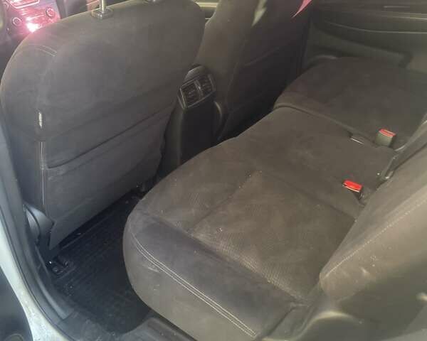 Белый Ниссан Rogue, объемом двигателя 2.49 л и пробегом 216 тыс. км за 11000 $, фото 4 на Automoto.ua