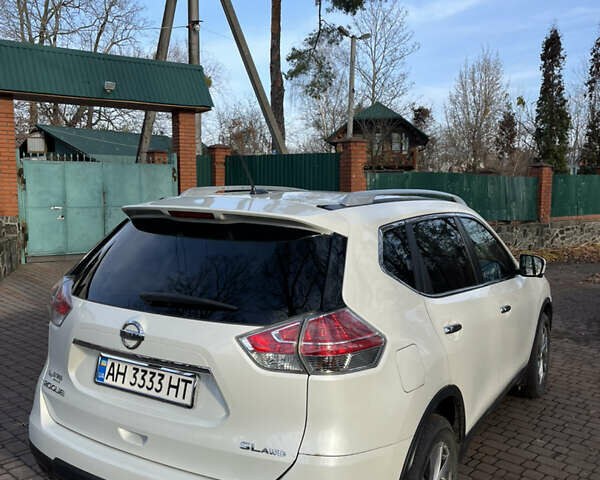 Белый Ниссан Rogue, объемом двигателя 2.49 л и пробегом 115 тыс. км за 13000 $, фото 11 на Automoto.ua