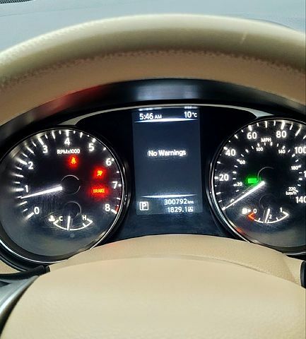 Білий Ніссан Rogue, об'ємом двигуна 2.5 л та пробігом 305 тис. км за 10800 $, фото 5 на Automoto.ua