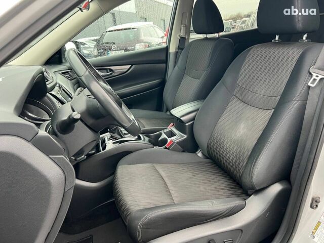 Белый Ниссан Rogue, объемом двигателя 0 л и пробегом 119 тыс. км за 14690 $, фото 18 на Automoto.ua