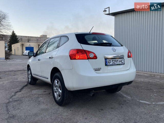 Белый Ниссан Rogue, объемом двигателя 2.49 л и пробегом 98 тыс. км за 9999 $, фото 4 на Automoto.ua