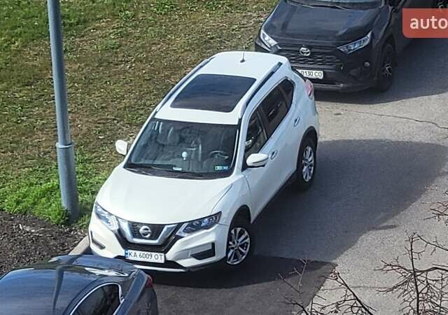 Білий Ніссан Rogue, об'ємом двигуна 2.5 л та пробігом 177 тис. км за 14999 $, фото 45 на Automoto.ua