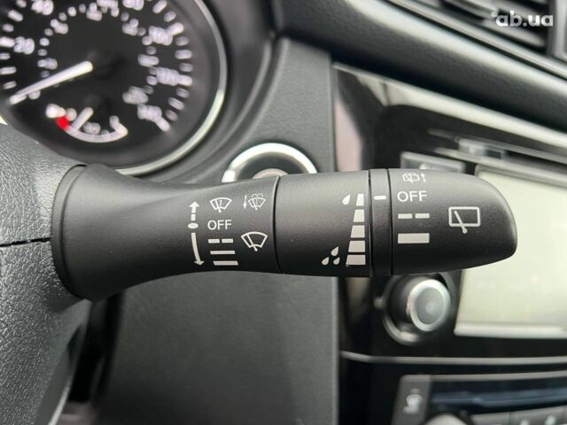 Белый Ниссан Rogue, объемом двигателя 0 л и пробегом 119 тыс. км за 14690 $, фото 25 на Automoto.ua