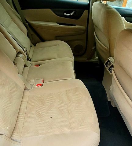 Білий Ніссан Rogue, об'ємом двигуна 2.5 л та пробігом 305 тис. км за 10800 $, фото 4 на Automoto.ua