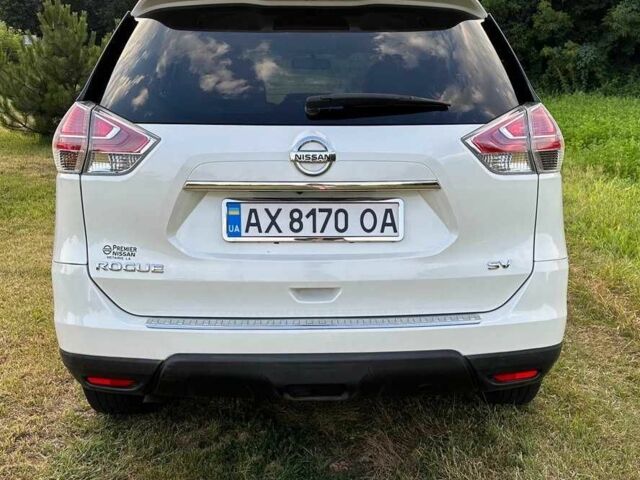 Белый Ниссан Rogue, объемом двигателя 2.5 л и пробегом 205 тыс. км за 11999 $, фото 5 на Automoto.ua