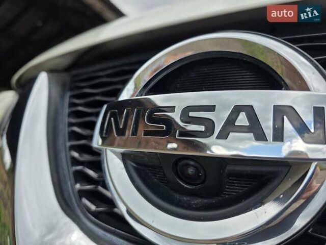 Білий Ніссан Rogue, об'ємом двигуна 2.49 л та пробігом 115 тис. км за 13500 $, фото 6 на Automoto.ua