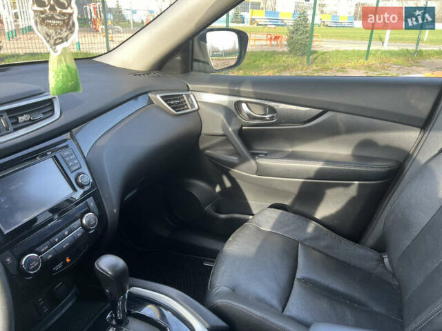 Белый Ниссан Rogue, объемом двигателя 2.5 л и пробегом 150 тыс. км за 13500 $, фото 10 на Automoto.ua