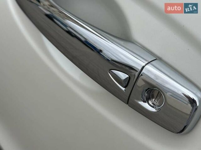 Белый Ниссан Rogue, объемом двигателя 2.5 л и пробегом 181 тыс. км за 11980 $, фото 9 на Automoto.ua