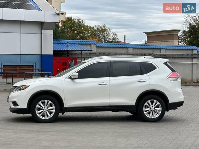 Белый Ниссан Rogue, объемом двигателя 2.5 л и пробегом 181 тыс. км за 11980 $, фото 7 на Automoto.ua