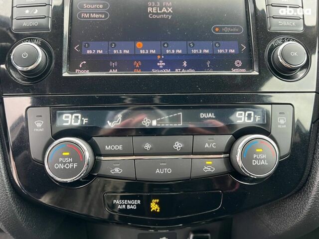 Белый Ниссан Rogue, объемом двигателя 0 л и пробегом 119 тыс. км за 14690 $, фото 29 на Automoto.ua