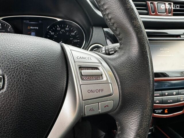 Белый Ниссан Rogue, объемом двигателя 2.5 л и пробегом 119 тыс. км за 13490 $, фото 19 на Automoto.ua