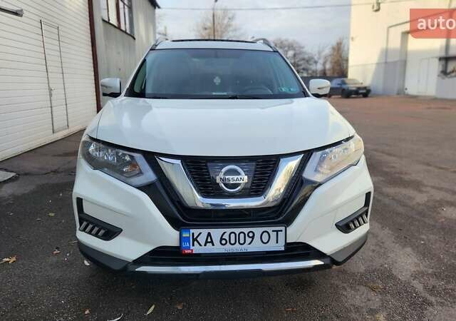 Білий Ніссан Rogue, об'ємом двигуна 2.5 л та пробігом 177 тис. км за 14999 $, фото 17 на Automoto.ua