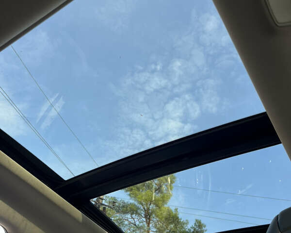 Белый Ниссан Rogue, объемом двигателя 2.49 л и пробегом 115 тыс. км за 13000 $, фото 18 на Automoto.ua