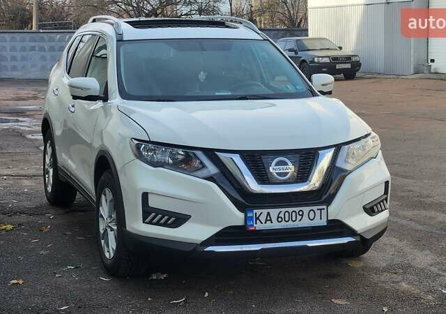 Білий Ніссан Rogue, об'ємом двигуна 2.5 л та пробігом 177 тис. км за 14999 $, фото 7 на Automoto.ua