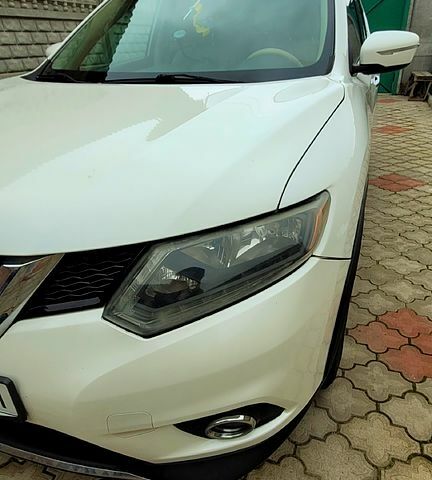 Білий Ніссан Rogue, об'ємом двигуна 2.5 л та пробігом 305 тис. км за 10800 $, фото 10 на Automoto.ua