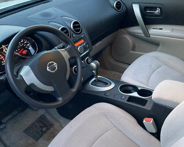 Белый Ниссан Rogue, объемом двигателя 2.49 л и пробегом 98 тыс. км за 9999 $, фото 8 на Automoto.ua