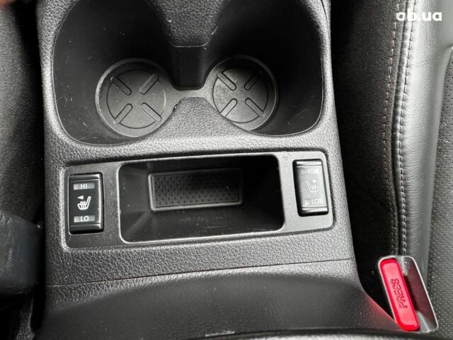 Белый Ниссан Rogue, объемом двигателя 2.5 л и пробегом 119 тыс. км за 13490 $, фото 25 на Automoto.ua