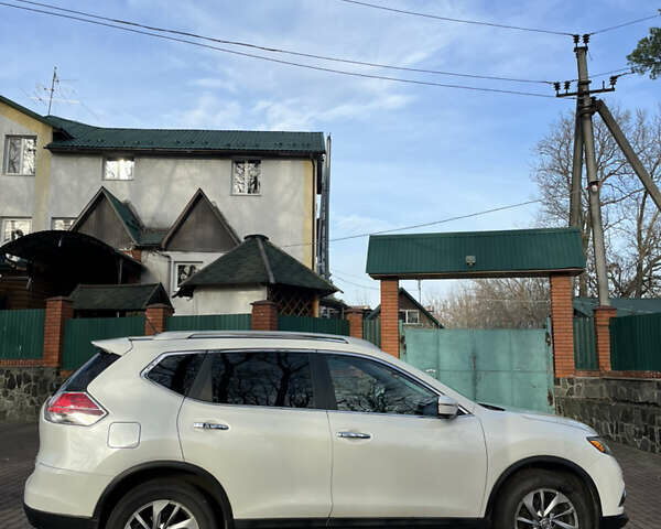 Белый Ниссан Rogue, объемом двигателя 2.49 л и пробегом 115 тыс. км за 13000 $, фото 12 на Automoto.ua
