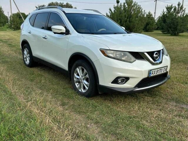 Белый Ниссан Rogue, объемом двигателя 2.5 л и пробегом 205 тыс. км за 11999 $, фото 2 на Automoto.ua
