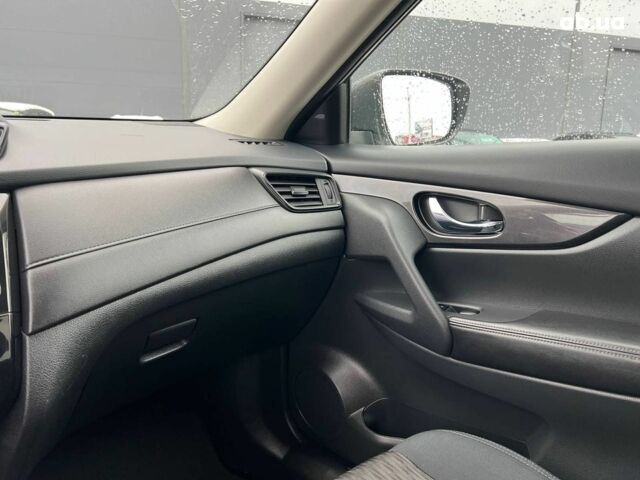 Белый Ниссан Rogue, объемом двигателя 0 л и пробегом 119 тыс. км за 14690 $, фото 32 на Automoto.ua