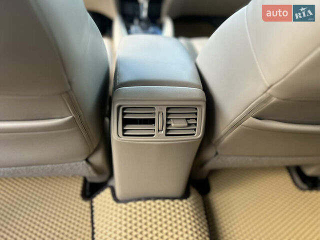 Белый Ниссан Rogue, объемом двигателя 2.49 л и пробегом 130 тыс. км за 12100 $, фото 24 на Automoto.ua