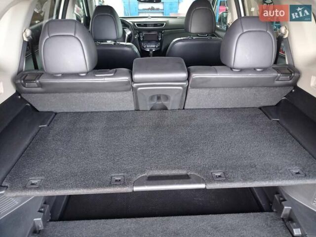 Білий Ніссан Rogue, об'ємом двигуна 2.5 л та пробігом 201 тис. км за 12800 $, фото 73 на Automoto.ua