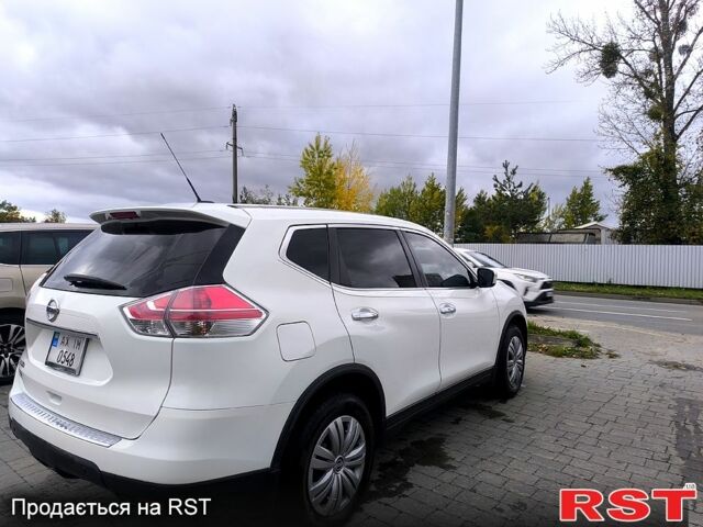 Белый Ниссан Rogue, объемом двигателя 2.5 л и пробегом 147 тыс. км за 12500 $, фото 4 на Automoto.ua