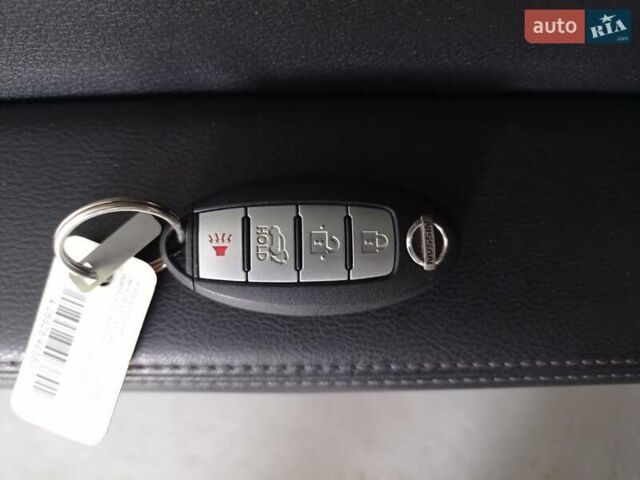 Білий Ніссан Rogue, об'ємом двигуна 2.5 л та пробігом 201 тис. км за 12800 $, фото 76 на Automoto.ua