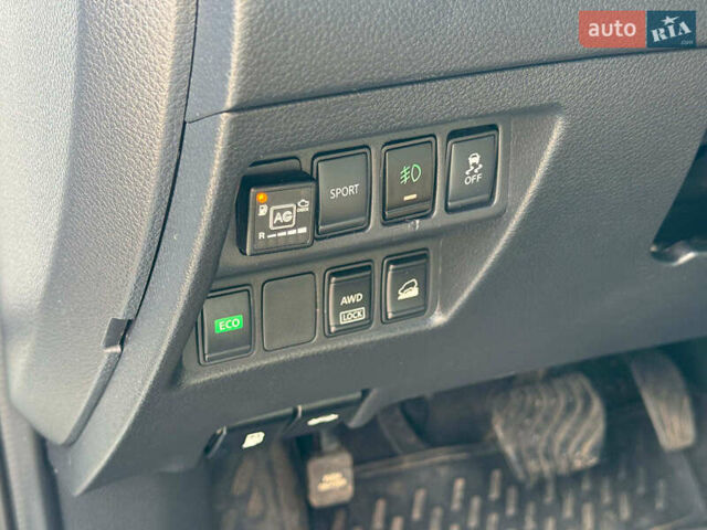 Білий Ніссан Rogue, об'ємом двигуна 2.5 л та пробігом 153 тис. км за 12790 $, фото 16 на Automoto.ua