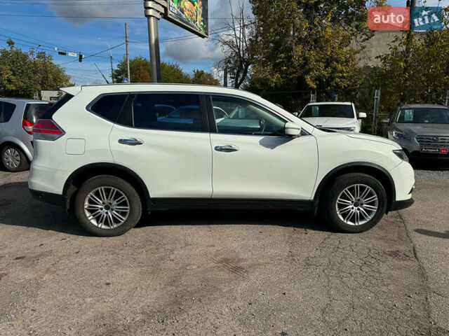 Білий Ніссан Rogue, об'ємом двигуна 2.5 л та пробігом 153 тис. км за 12790 $, фото 2 на Automoto.ua